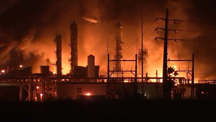 54,000 Evacuated in Texas After Explosion at Port Neches Chemical Plant