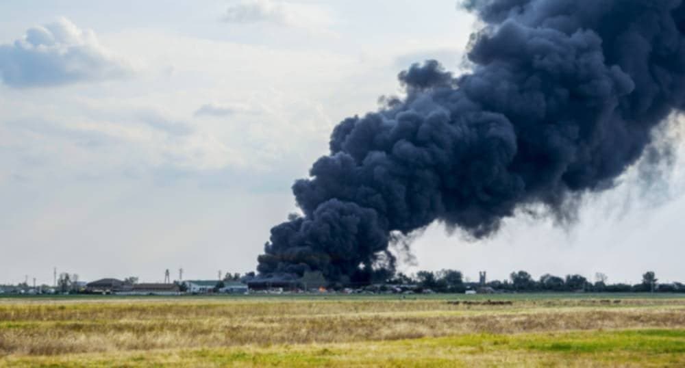 Oil Well Explosion in Central Texas Injures 3, Active Fire Still Burning Says Reports