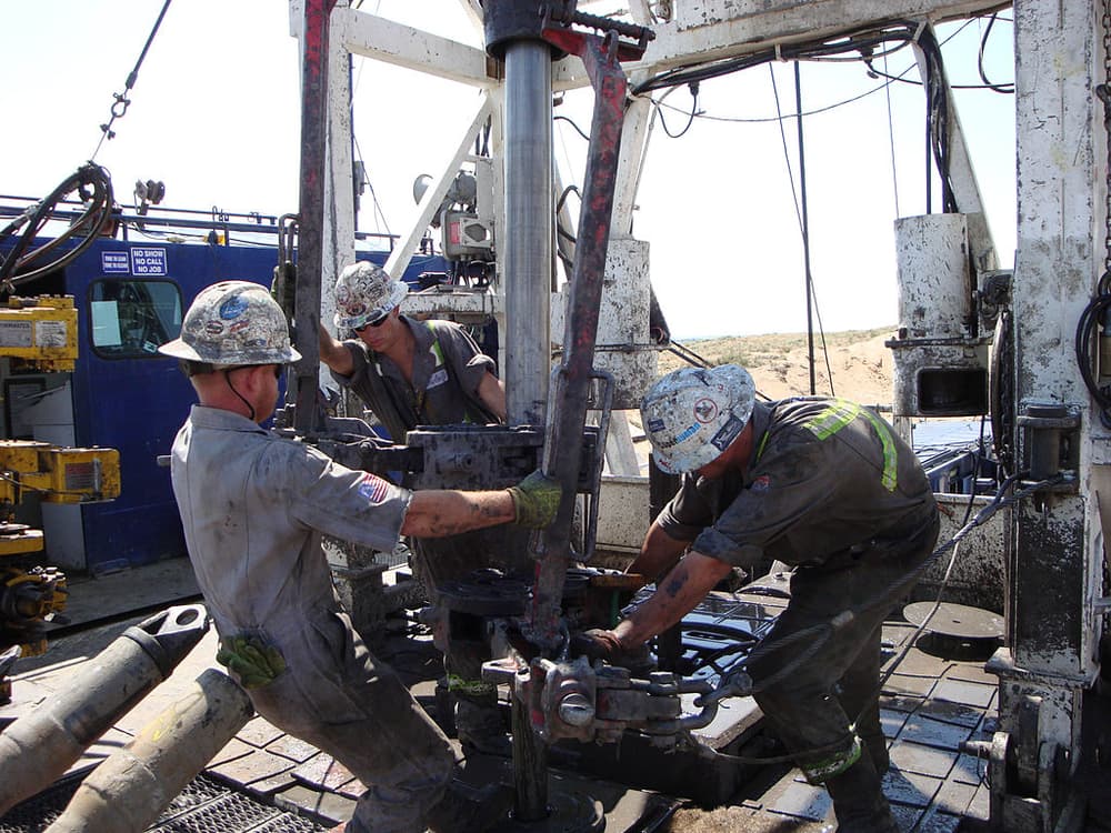 Laid-Off and Young Workers Reluctant to Embrace Oil & Gas Jobs