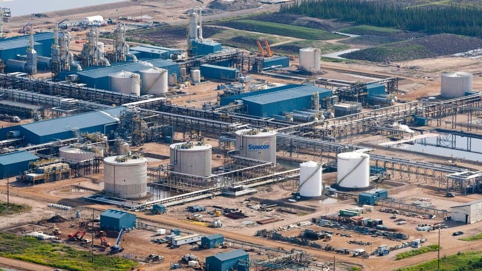 Canadian Oil's Strong Run Set to End as Supply Surges