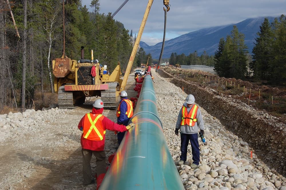 Shares Soar with Major Win for Kinder Morgan & Trans Mountain Pipeline