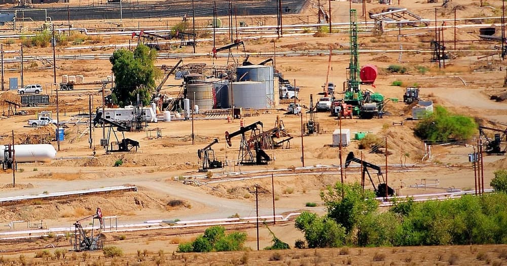 How to Find an Entry-Level Oilfield Job in California