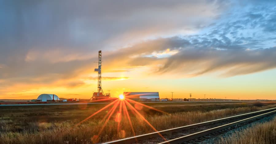 Alberta Invites Refinery Proposals to Prevent Future Oil Shocks