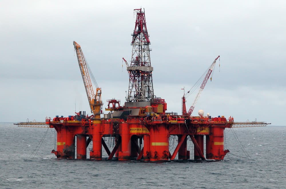 Pilot programme for redundant oil and gas leaders to be launched